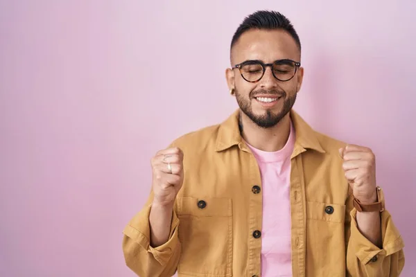 Young Hispanic Man Standing Pink Background Excited Success Arms Raised — Stock Photo, Image