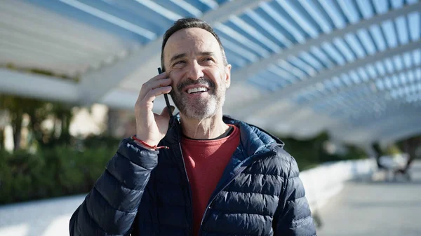 Middle Age Man Smiling Confident Talking Smartphone Park — ストック写真