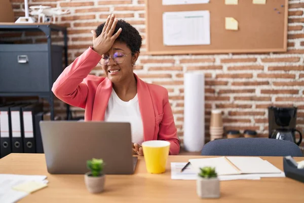 Young African American Woman Working Office Wearing Glasses Surprised Hand — Stock Photo, Image