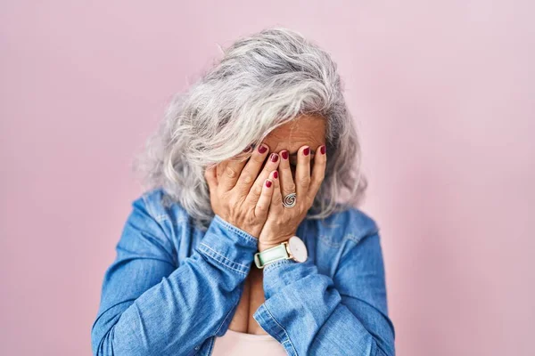 Middle Age Woman Grey Hair Standing Pink Background Sad Expression — Stock Photo, Image