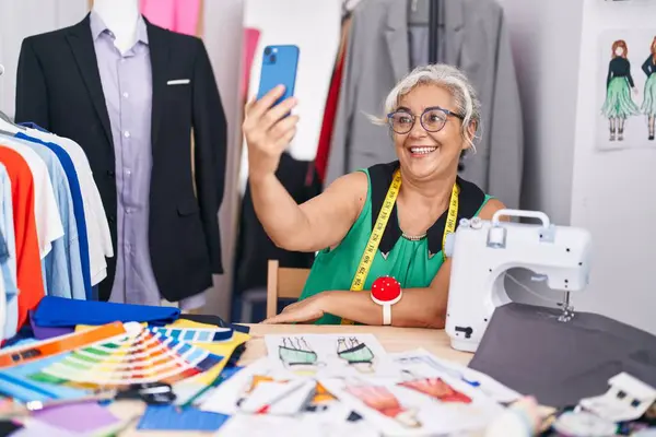 Middle Age Grey Haired Woman Tailor Smiling Confident Make Selfie — Stock Photo, Image