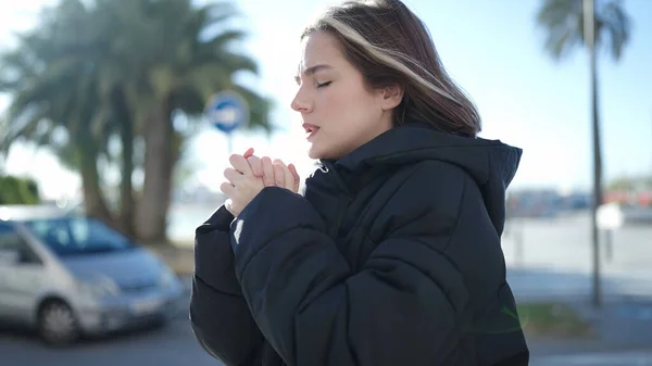 Young Blonde Woman Praying Closed Eyes Park — Stock fotografie