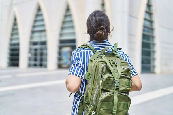 Young Hispanic Man Tourist Wearing Backpack Walking Street — Zdjęcie stockowe