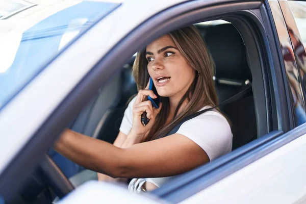 Young Woman Talking Smartphone Sitting Car Street — Stock Photo, Image