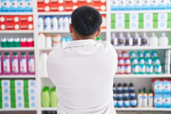 Chinese Young Man Working Pharmacy Drugstore Hugging Oneself Happy Positive — Stock Photo, Image