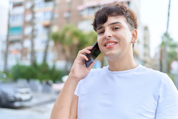 Non Binary Man Smiling Confident Talking Smartphone Street — Photo