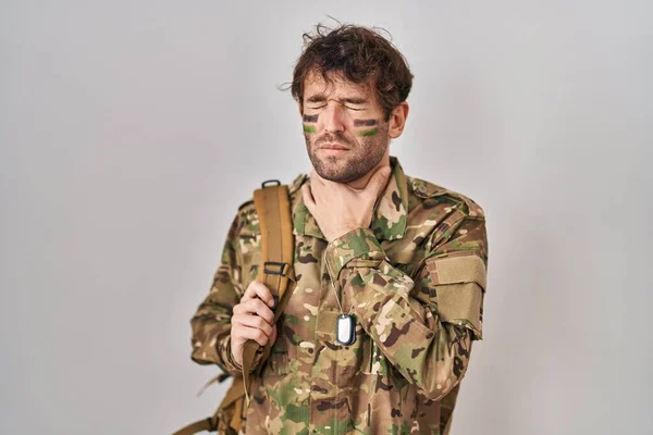 Hispanic Young Man Wearing Camouflage Army Uniform Touching Painful Neck — Stock Photo, Image
