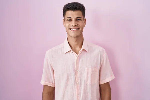 Young Hispanic Man Standing Pink Background Happy Cool Smile Face — Stock Photo, Image