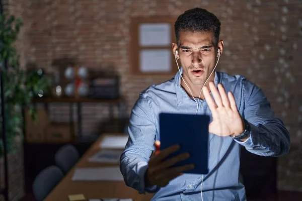 Handsome Hispanic Man Working Office Night Doing Stop Gesture Hands — Stock Photo, Image
