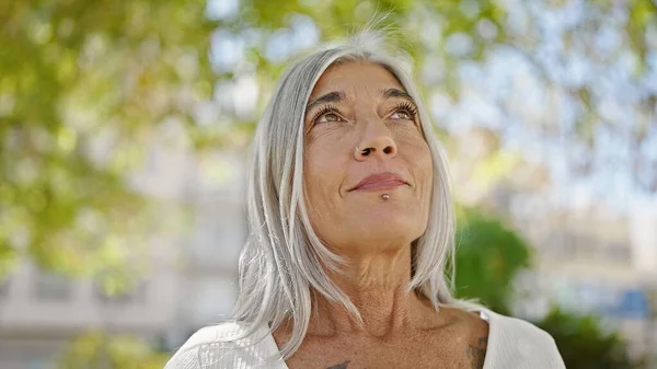 Middle Age Grey Haired Woman Looking Sky Serious Expression Park — Stock Photo, Image