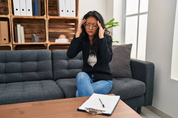 Young Asian Woman Consultation Office Hand Head Headache Because Stress — Stock Photo, Image