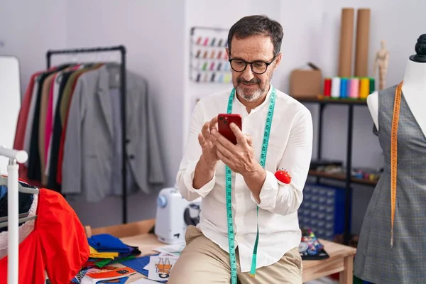 Middle Age Man Tailor Smiling Confident Using Smartphone Tailor Shop — Stock Fotó