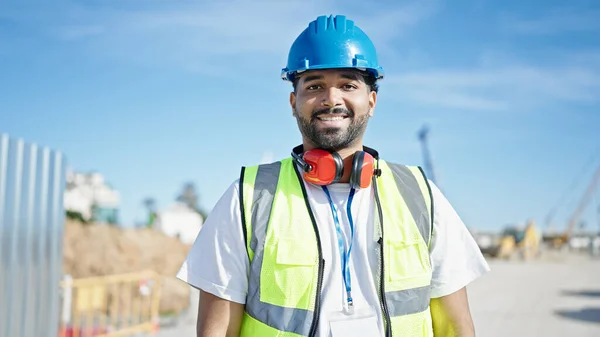 African American Man Builder Smiling Confident Standing Street — Stock Photo, Image