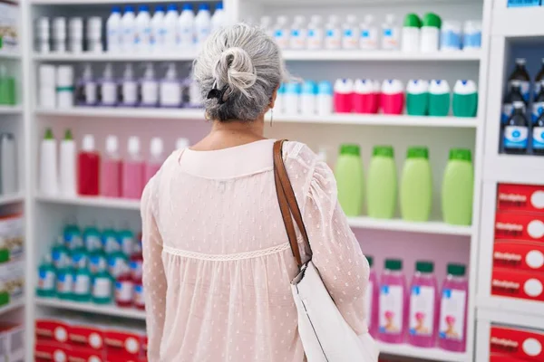 Middle Age Grey Haired Woman Customer Looking Shelving Pharmacy — Stock Photo, Image