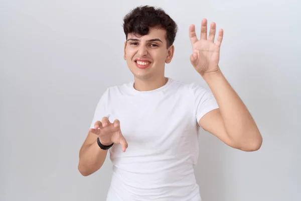 Joven Binario Hombre Usando Casual Blanco Camiseta Sonriendo Divertido Haciendo — Foto de Stock