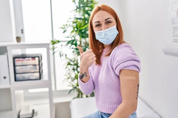 Young Woman Getting Vaccine Showing Arm Band Aid Smiling Happy — Photo