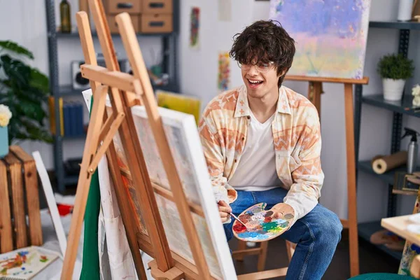 Young Hispanic Man Artist Smiling Confident Drawing Art Studio — Photo