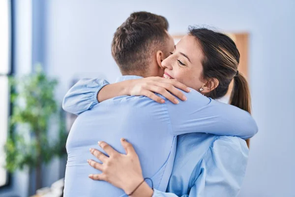 Man Woman Business Workers Hugging Each Other Office — Photo