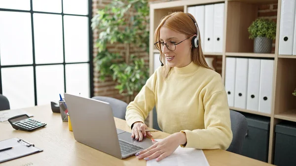 Young Blonde Woman Business Worker Having Video Call Writing Document — 图库照片