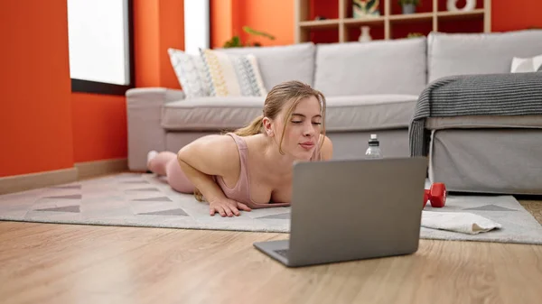 Young Blonde Woman Having Online Yoga Exercise Home — Stock Photo, Image