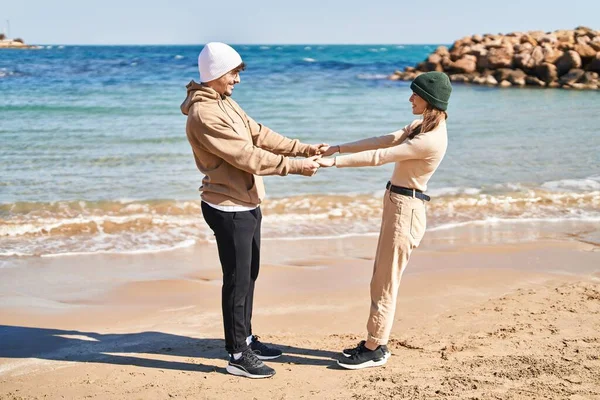 Mand Woman Couple Dancing Seaside — Stok fotoğraf