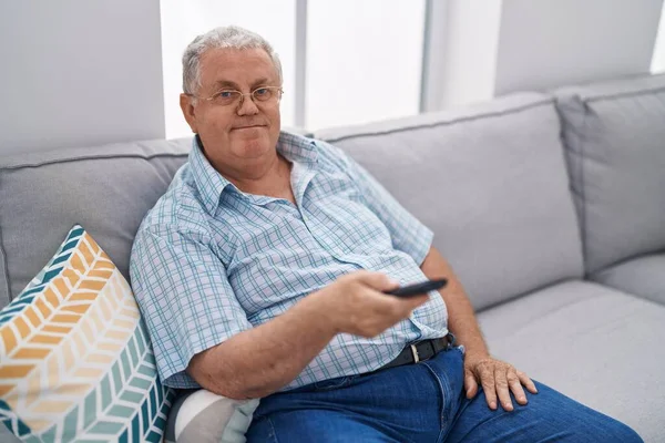 Middle Age Grey Haired Man Watching Television Sitting Sofa Home — ストック写真