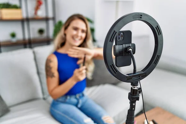 Young Woman Recording Makeup Tutorial Smartphone Home — Foto de Stock