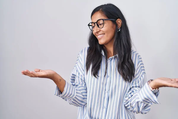 Young Hispanic Woman Wearing Glasses Smiling Showing Both Hands Open — Stock Photo, Image