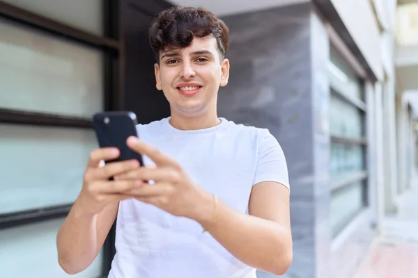 Non Binary Man Smiling Confident Using Smartphone Street — Stock Fotó