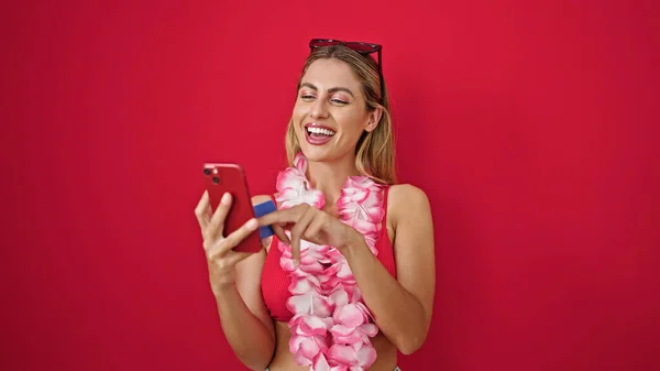 Young Blonde Woman Wearing Bikini Shopping Smartphone Credit Card Isolated — Stock Photo, Image