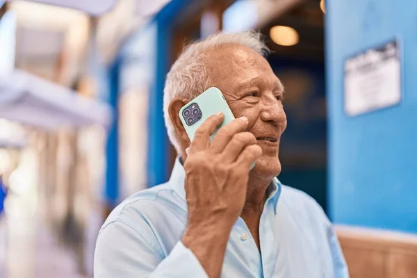 Senior Grey Haired Man Smiling Confident Talking Smartphone Street — Foto Stock