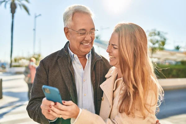 Middle Age Man Woman Couple Smiling Confident Using Smartphone Street —  Fotos de Stock