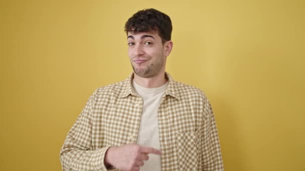 Young Hispanic Man Saying Laughing Isolated Yellow Background — Stock Video