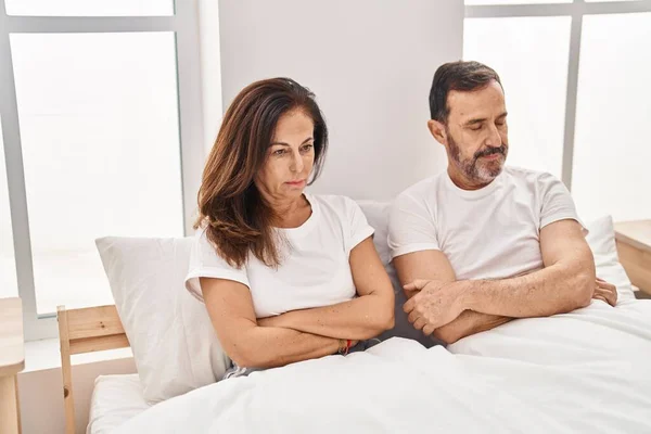 Middle Age Man Woman Couple Unhappy Sitting Bed Bedroom — Stok fotoğraf