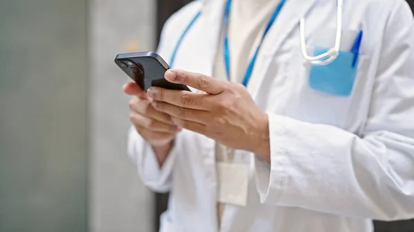 Young Latin Man Doctor Using Smartphone Street — Stock Photo, Image
