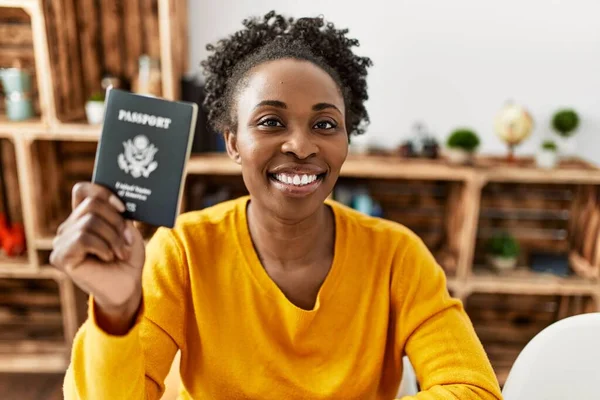 African American Woman Holding United States Passport Sitting Table Home — Foto de Stock