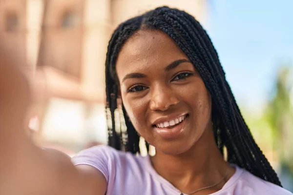 African American Woman Smiling Confident Making Selfie Camera Street — ストック写真