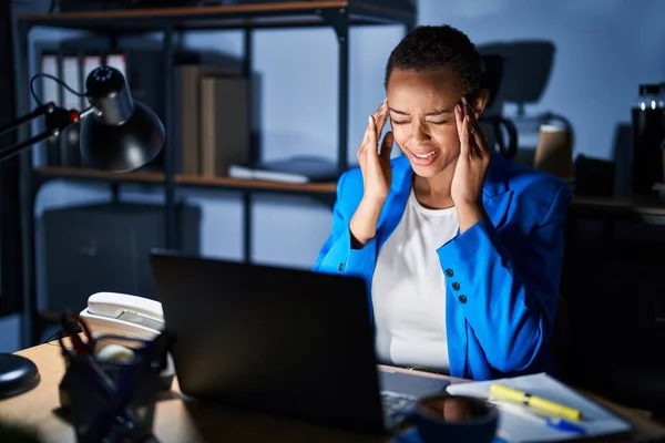 Beautiful African American Woman Working Office Night Hand Head Pain — Stock Photo, Image
