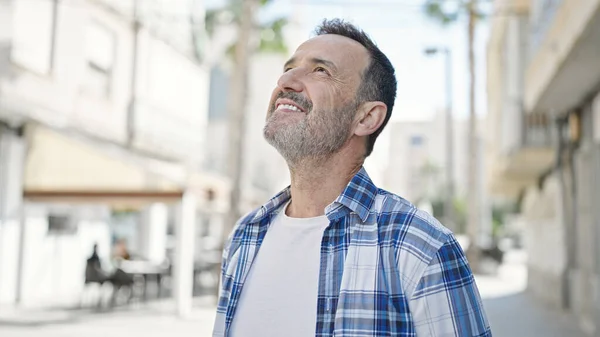 Middle Age Man Smiling Confident Looking Sky Street — Fotografia de Stock