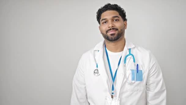 아프리카 미국인 의사가 배경을 — 비디오