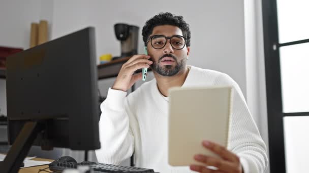 African American Man Business Worker Talking Smartphone Reading Notebook Office — Vídeos de Stock
