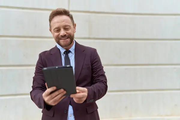 Middle Age Man Business Worker Smiling Confident Using Touchpad Street — Stock Fotó