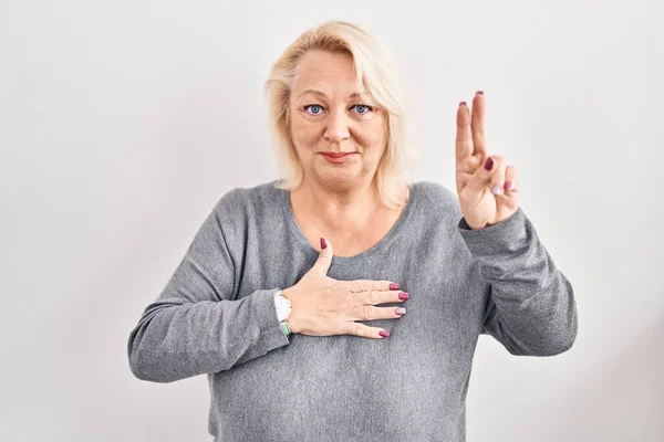Middle Age Caucasian Woman Standing White Background Smiling Swearing Hand — Stock Photo, Image