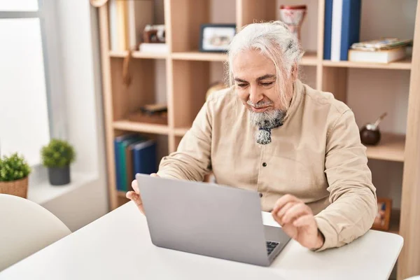 Middle Age Grey Haired Man Having Video Call Sitting Table — ストック写真