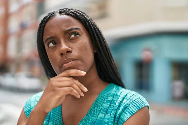 African American Woman Standing Doubt Expression Street — 스톡 사진