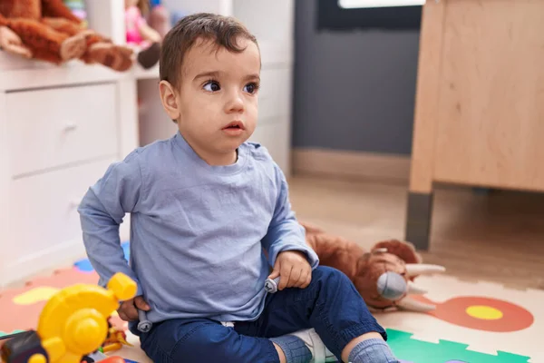 Adorable Hispanic Boy Playing Tools Toy Sitting Floor Kindergarten — Stock Photo, Image