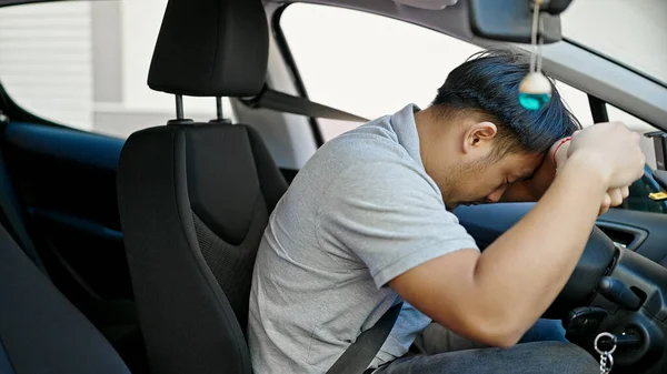Tired Driving Car Street — Stock Photo, Image