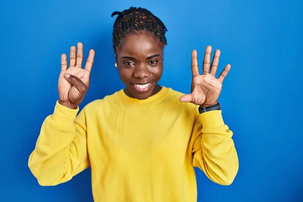 Beautiful Black Woman Standing Blue Background Showing Pointing Fingers Number — Photo