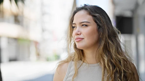 Young Beautiful Hispanic Woman Looking Side Serious Expression Street — Stok Foto