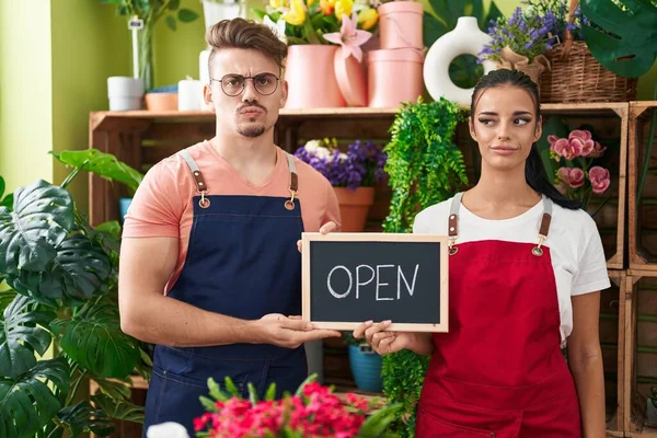 Young Hispanic Man Woman Working Florist Holding Open Sign Smiling — Stock Photo, Image